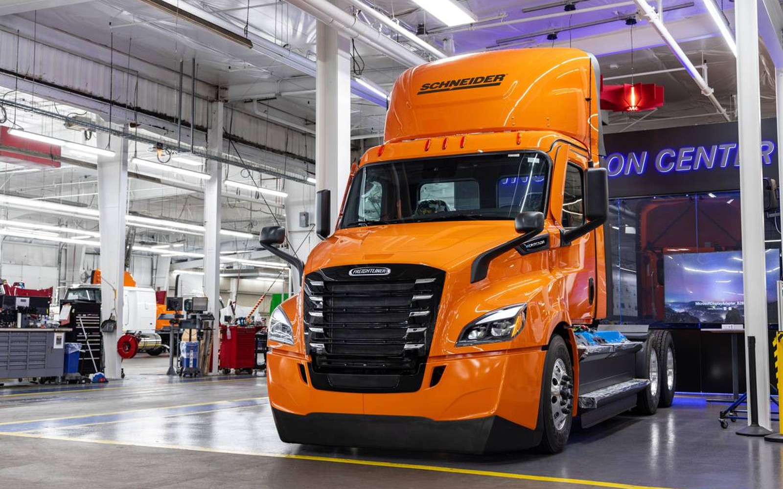 Freightliner Financing for Oilfield Trucks